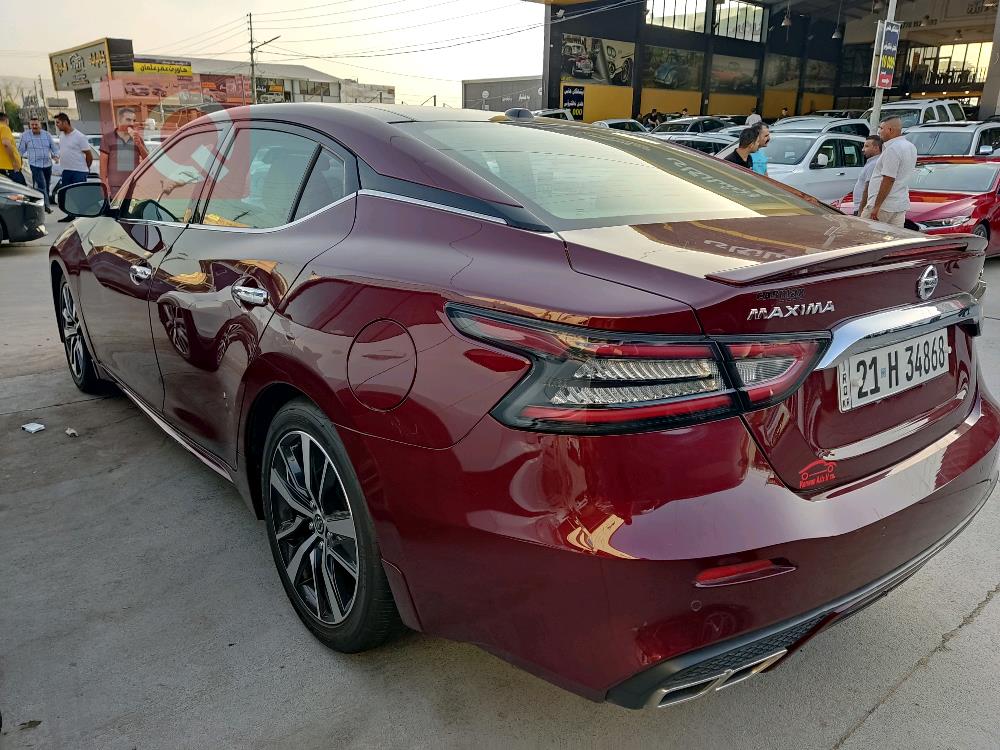 Nissan Maxima